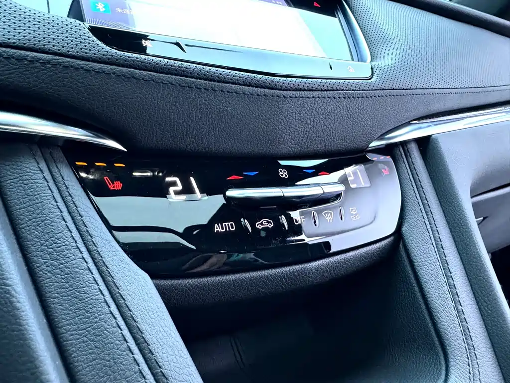 Cadillac XT5 — миниатюра 25