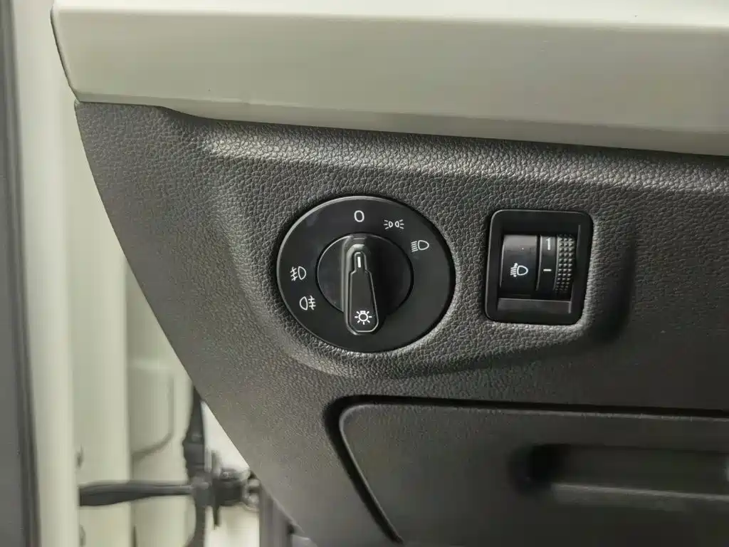 Volkswagen Lavida — миниатюра 21