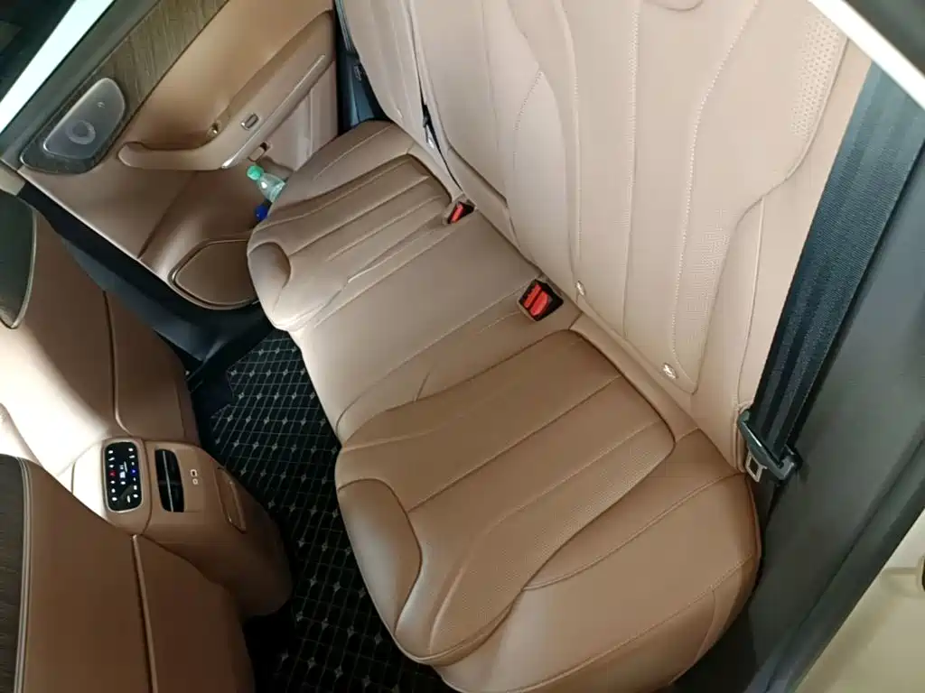 Leapmotor Leapmotor C11 — миниатюра 17