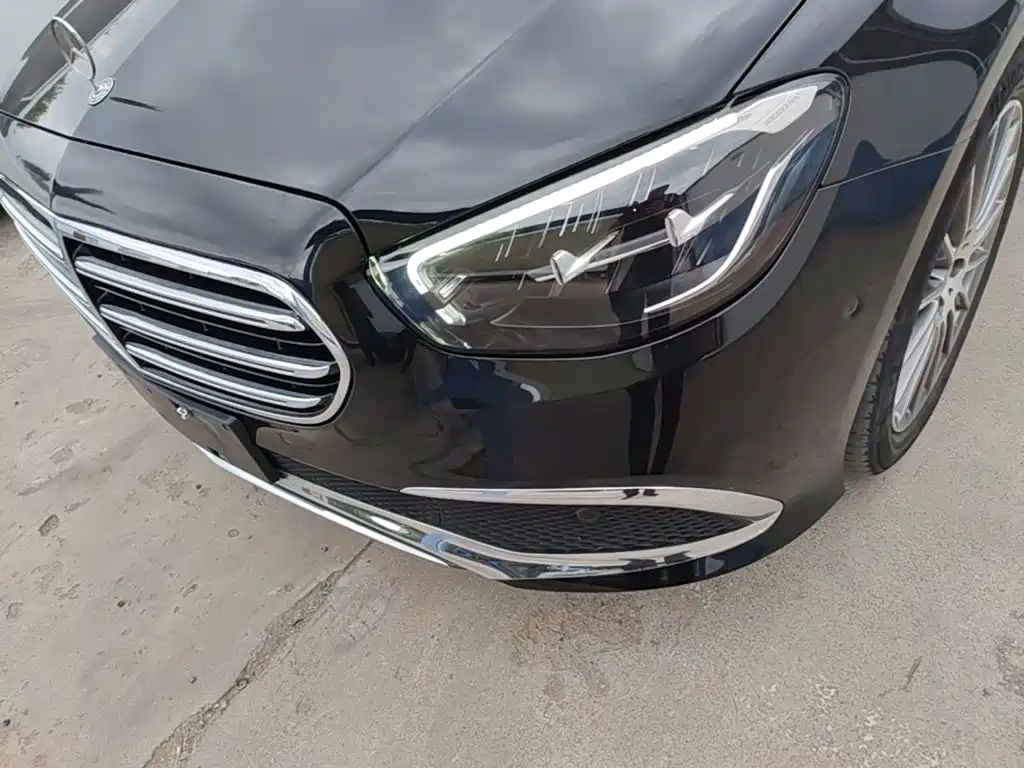 Mercedes-Benz E-Class — миниатюра 24