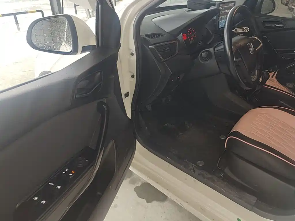 Baojun 310 — миниатюра 16