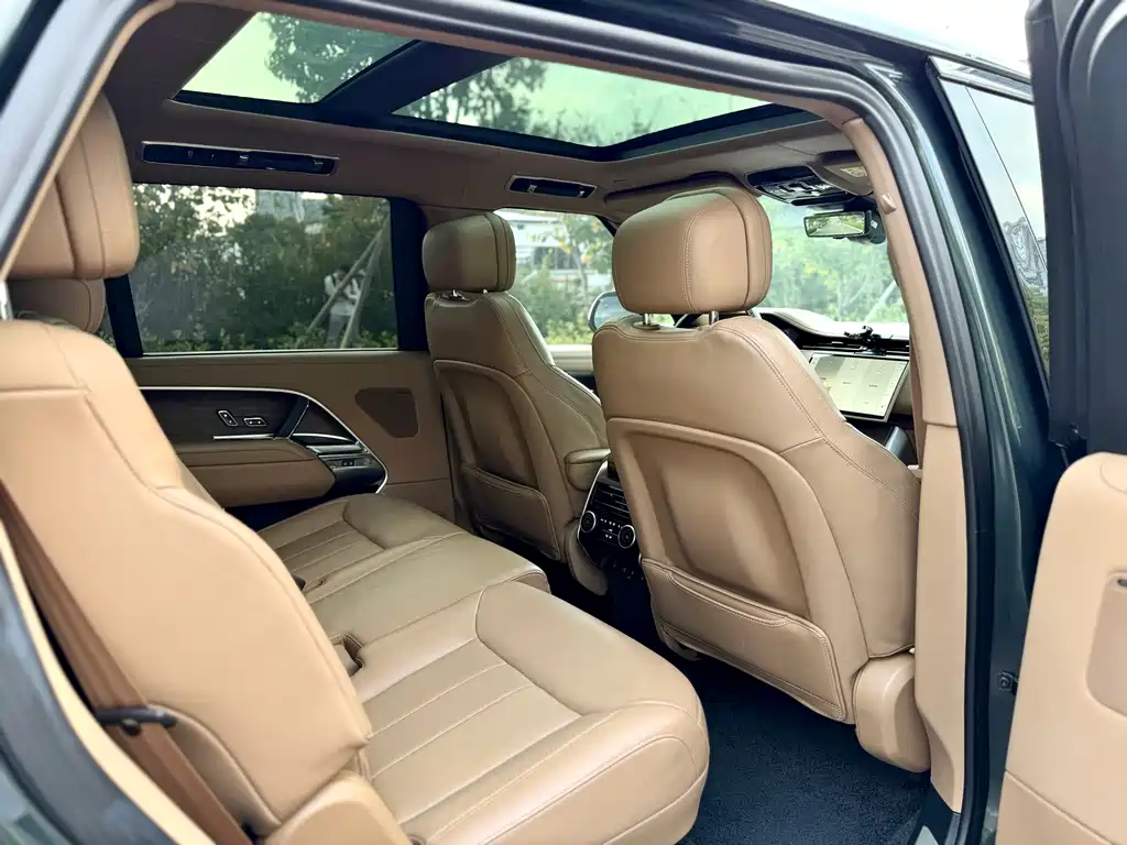 Land Rover Range Rover — миниатюра 20