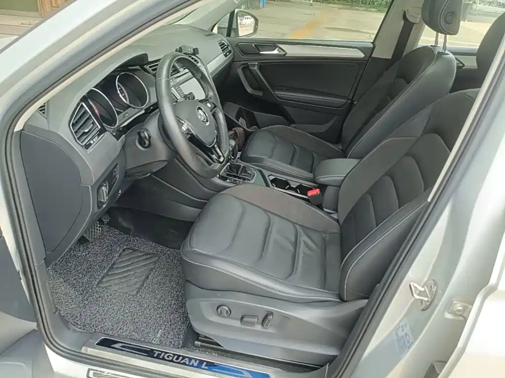 Volkswagen Tiguan L — миниатюра 15