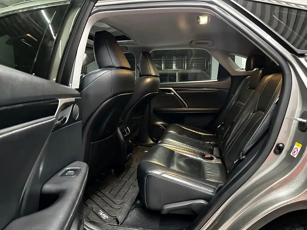 Lexus RX — миниатюра 10