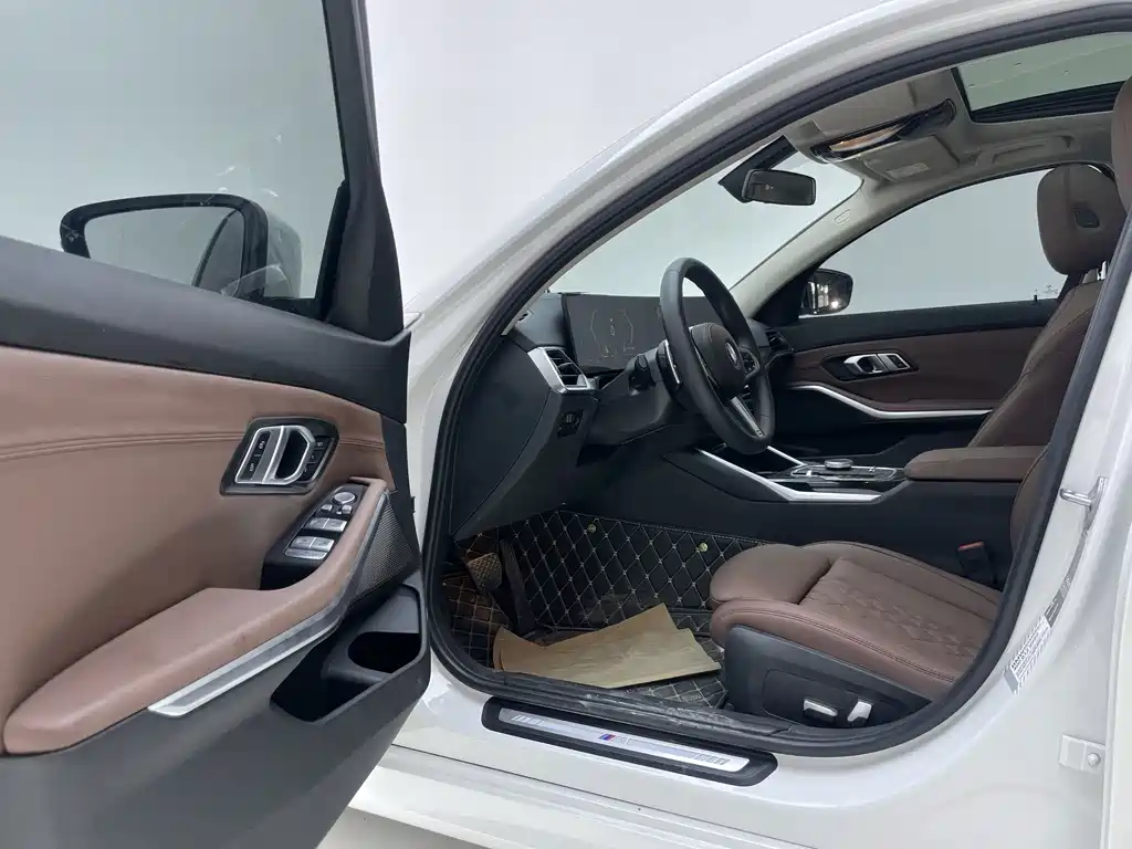 BMW 3 Series — миниатюра 18