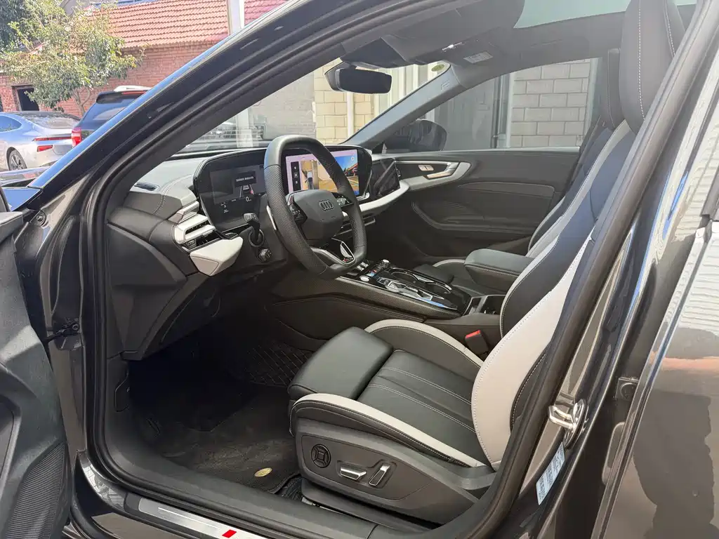 Audi A5L — миниатюра 10
