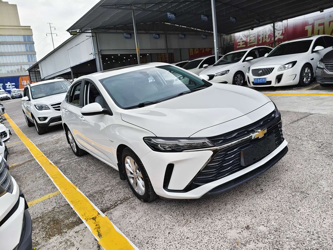 Chevrolet Monza 1.5 л 2022 г. Белый, пробег 26400 км