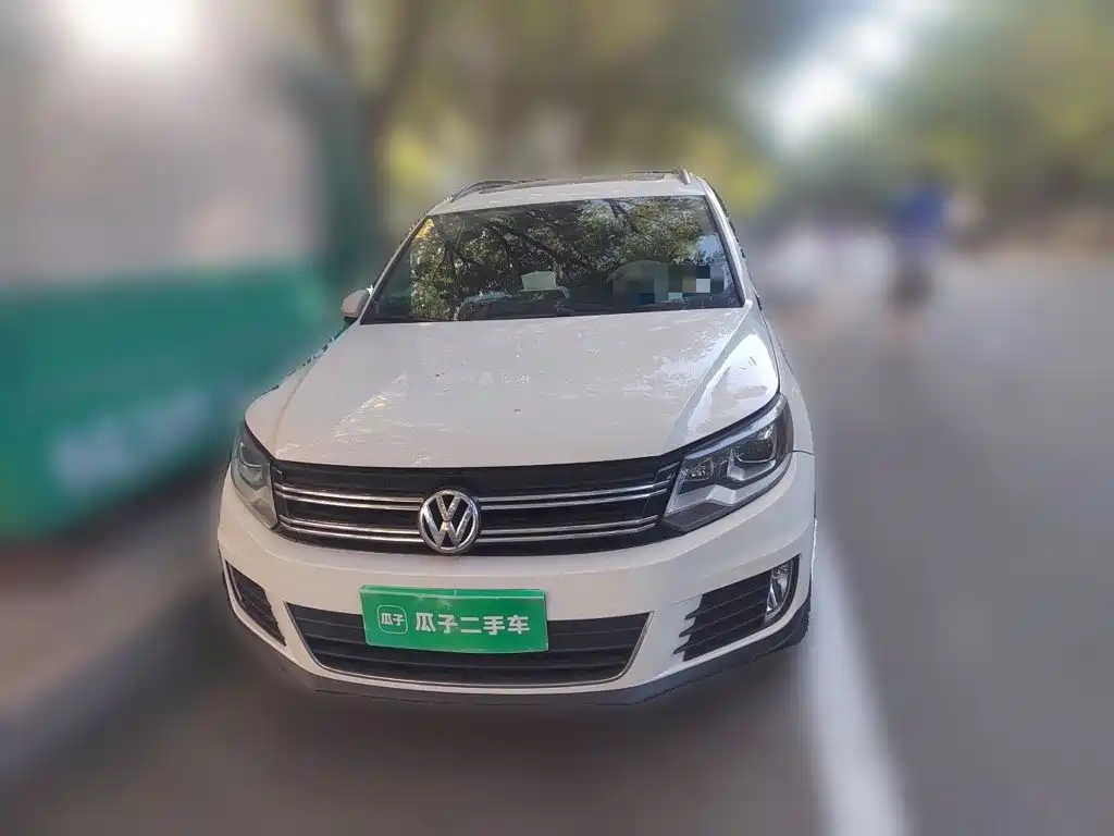 Volkswagen Tiguan — миниатюра 2