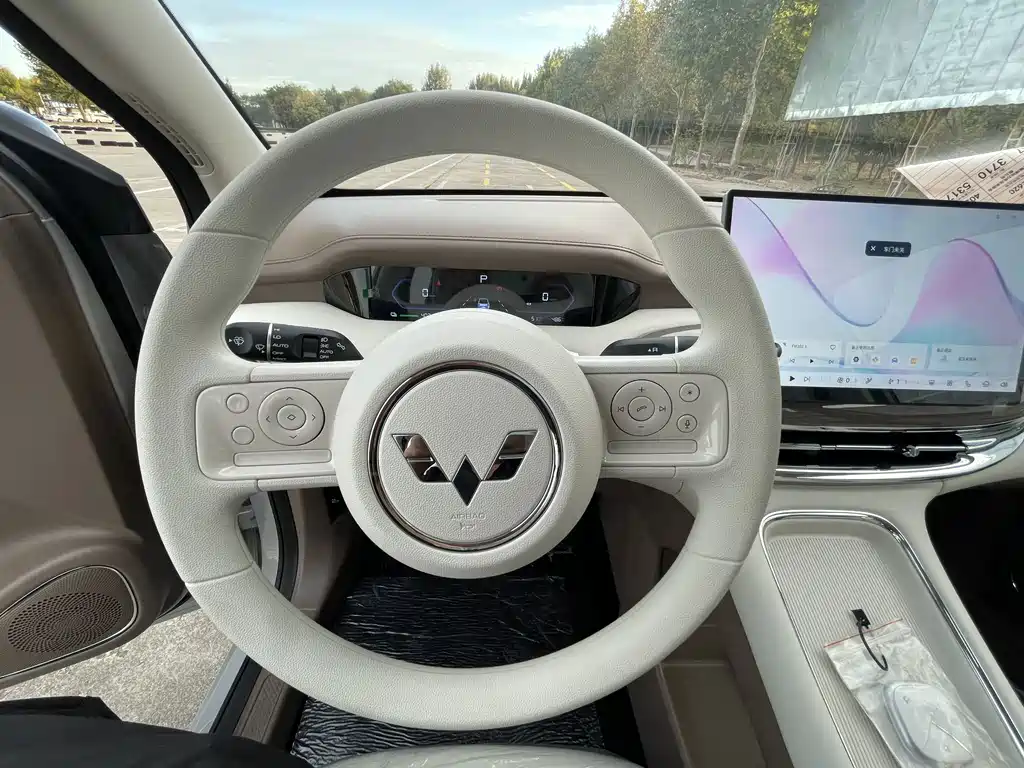 Wuling Bingo Pro — миниатюра 13