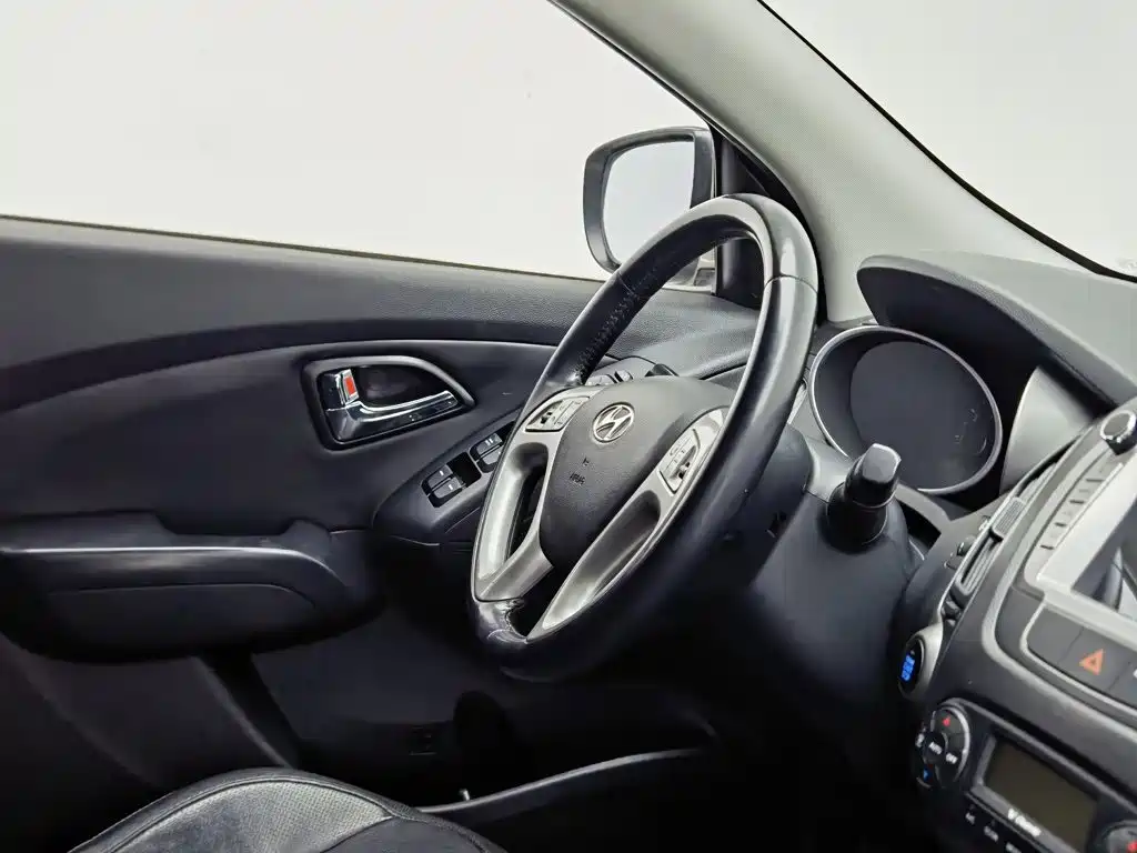 Hyundai ix35 — миниатюра 22