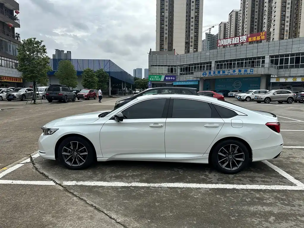 Honda Inspire 2022 260TURBO