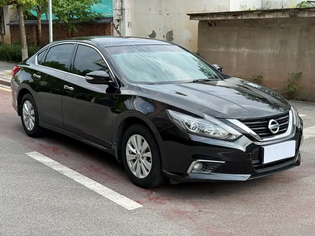 Nissan Teana — миниатюра 3
