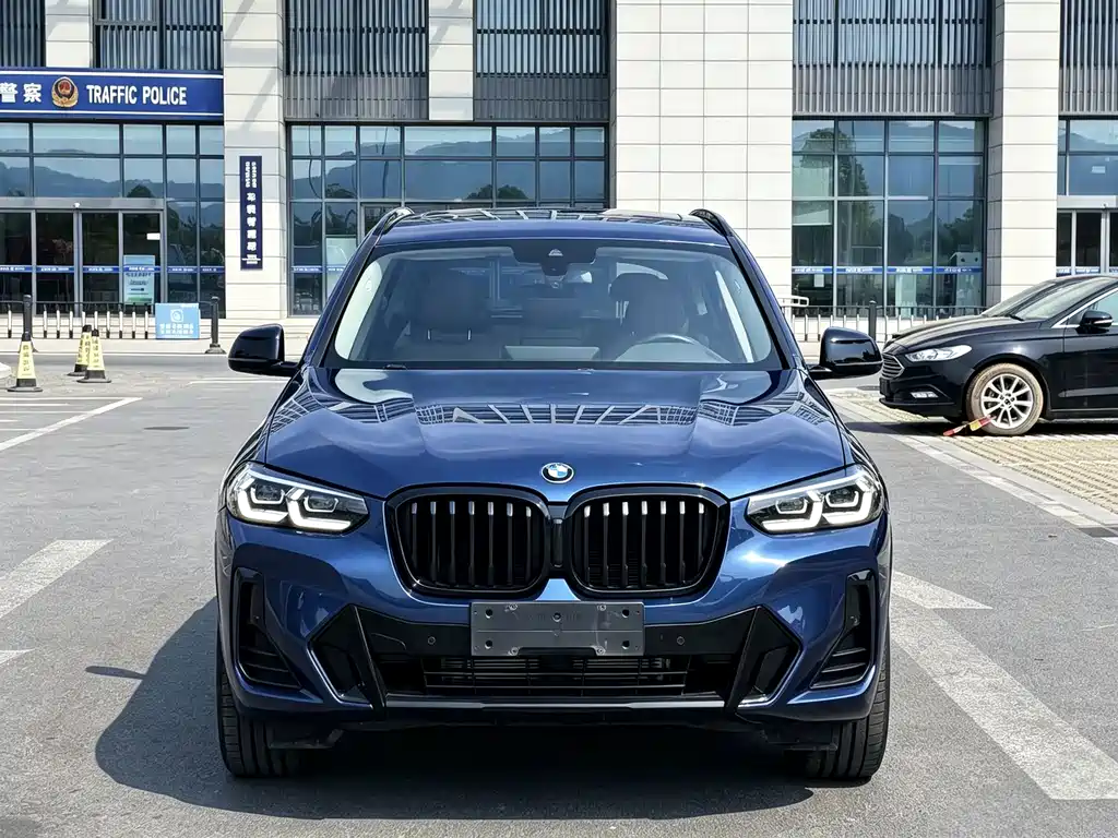 BMW X3 — миниатюра 2