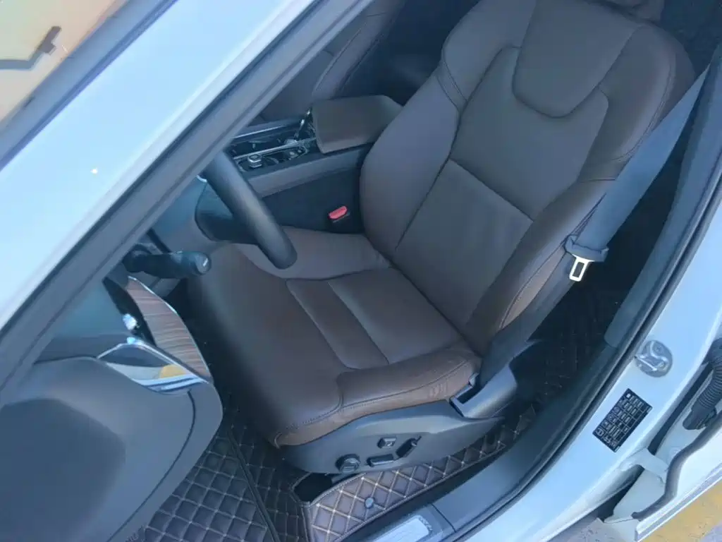 Volvo XC60 — миниатюра 15