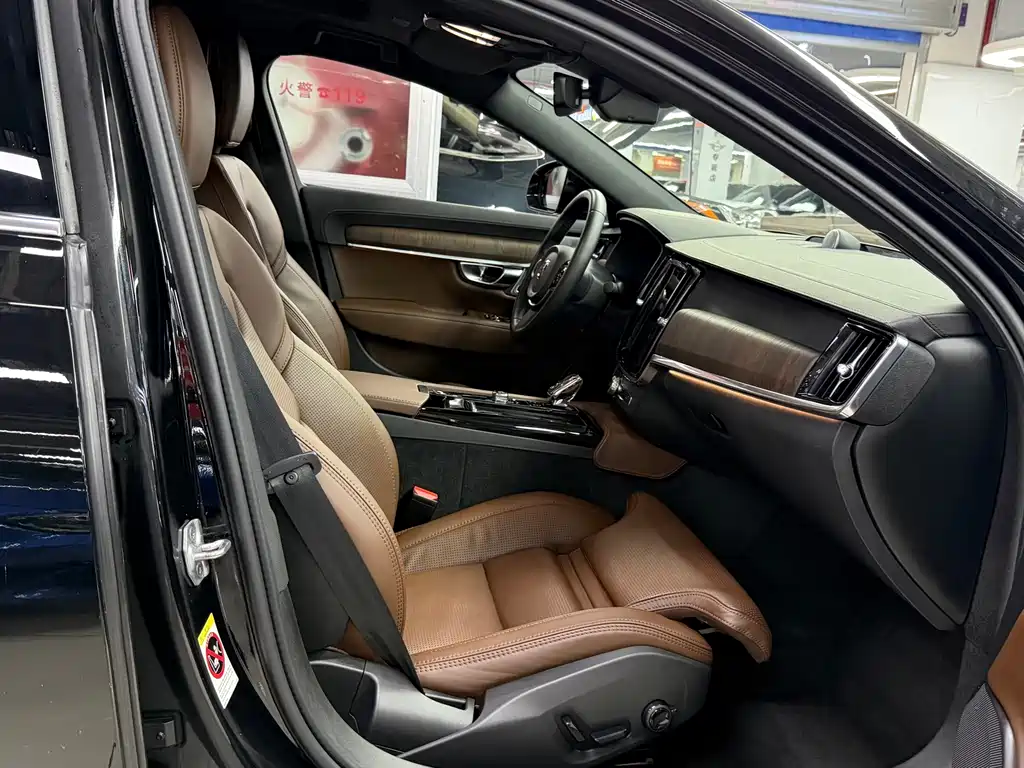 Volvo S60 2022 T8 E Sport