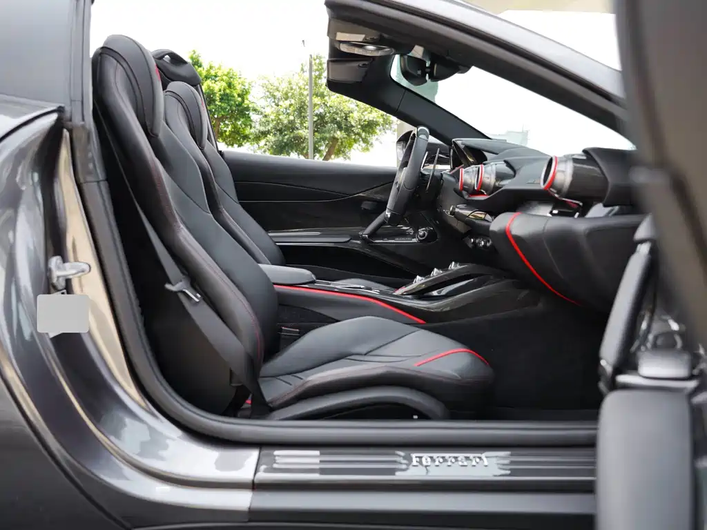 Ferrari 812 6.5L GTS, фото 12