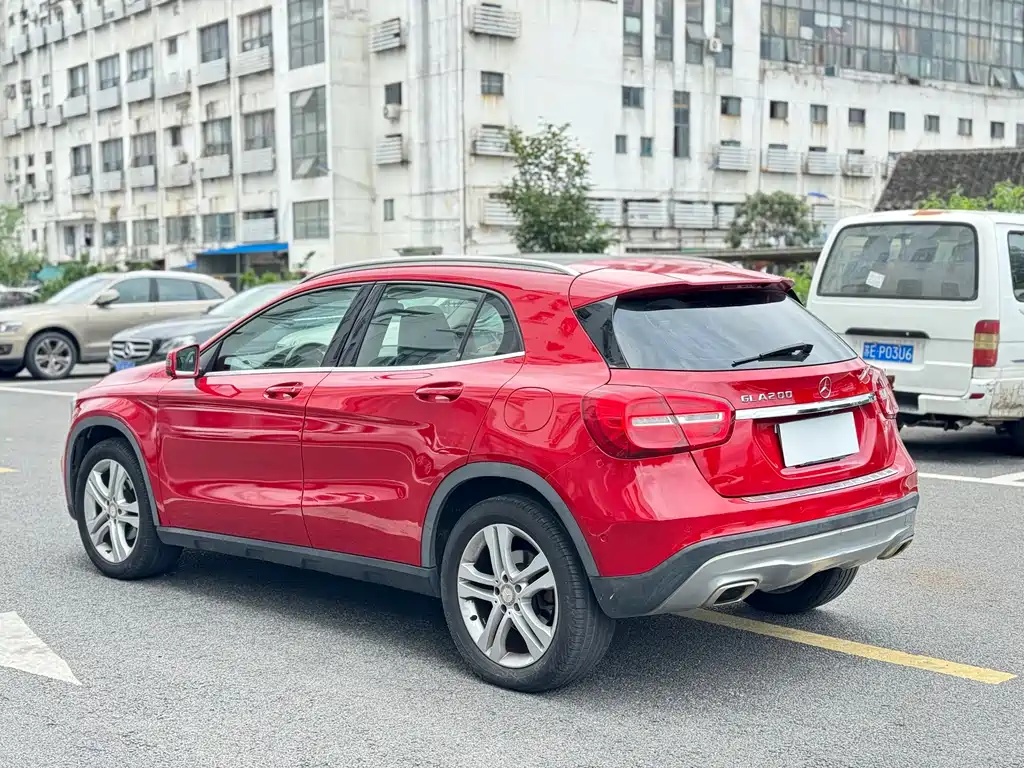 Mercedes-Benz GLA (Import) — миниатюра 6
