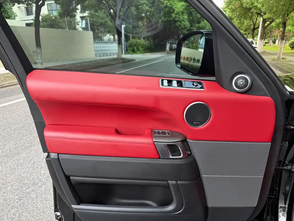 Land Rover Sport — миниатюра 13