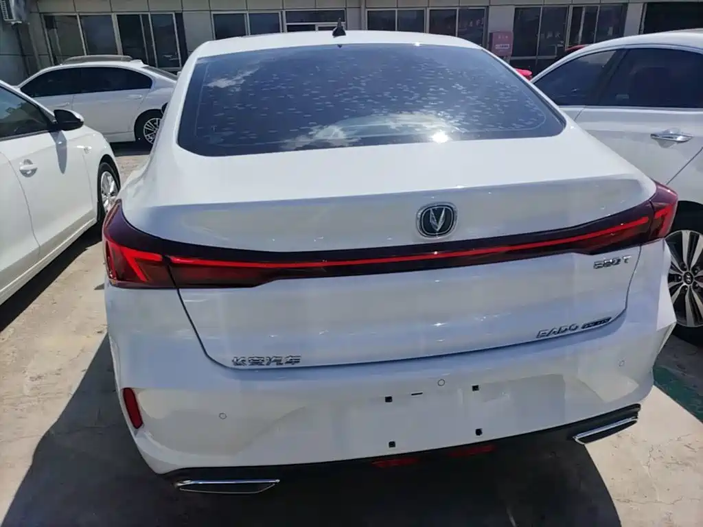Changan Eado — миниатюра 6
