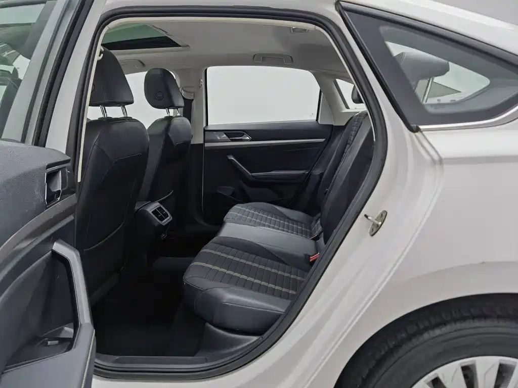 Volkswagen Lavida — миниатюра 15