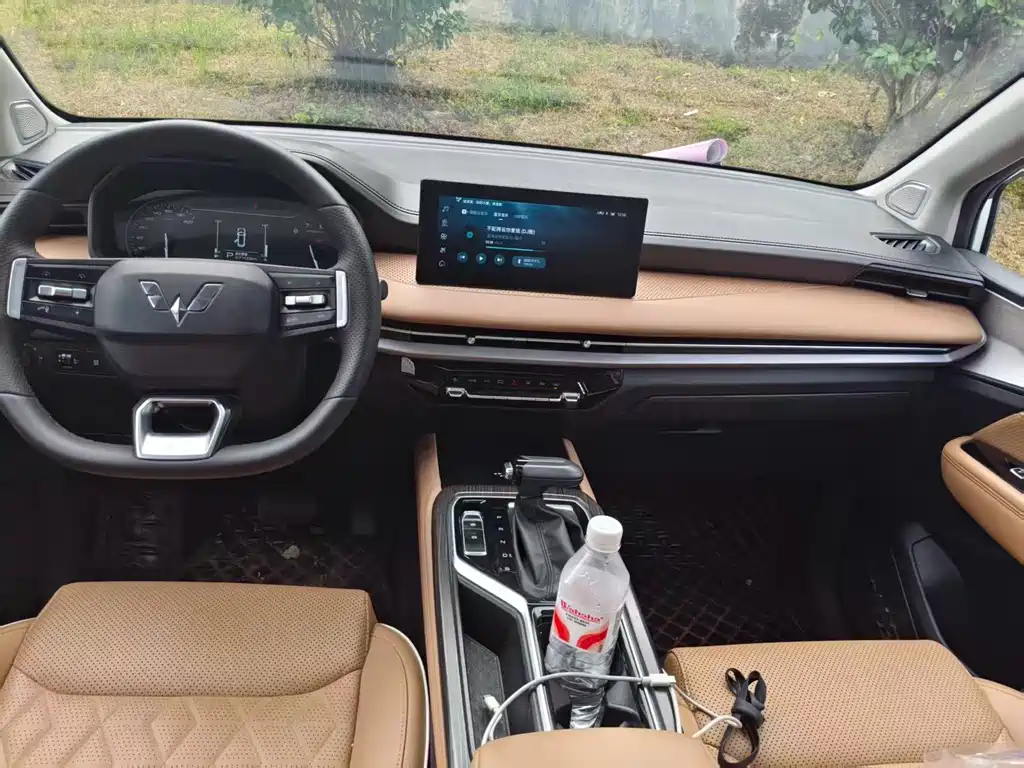 Wuling Jiachen — миниатюра 5