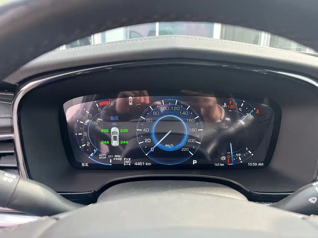 Cadillac XT6 2025 2.0T мест Luxury Executive