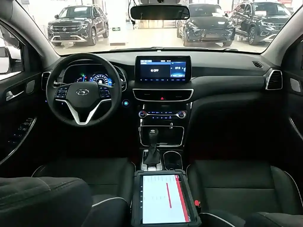 Hyundai Tucson — миниатюра 10