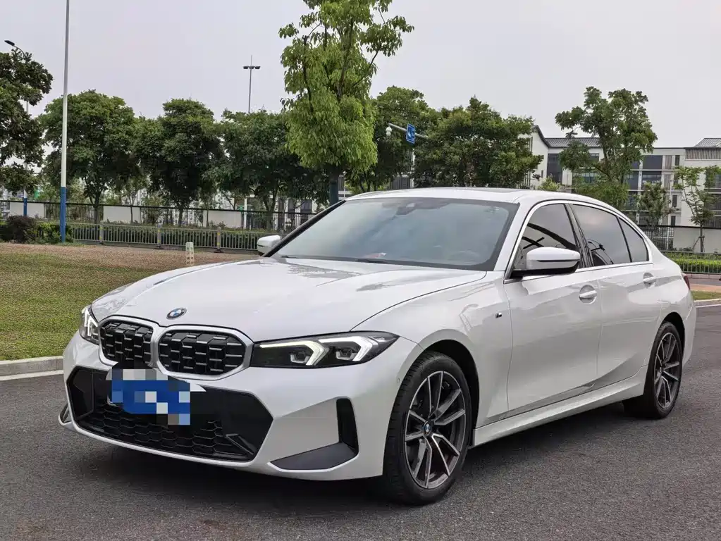 BMW 3 Series 2023