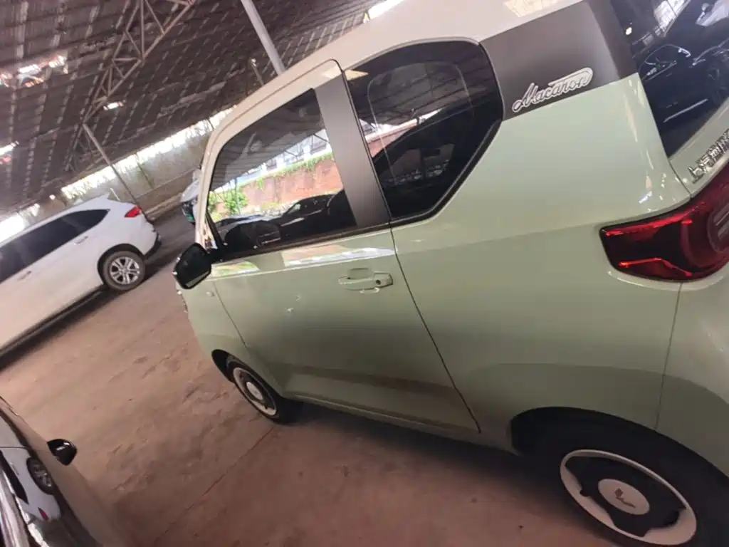 Wuling MINIEV — миниатюра 5
