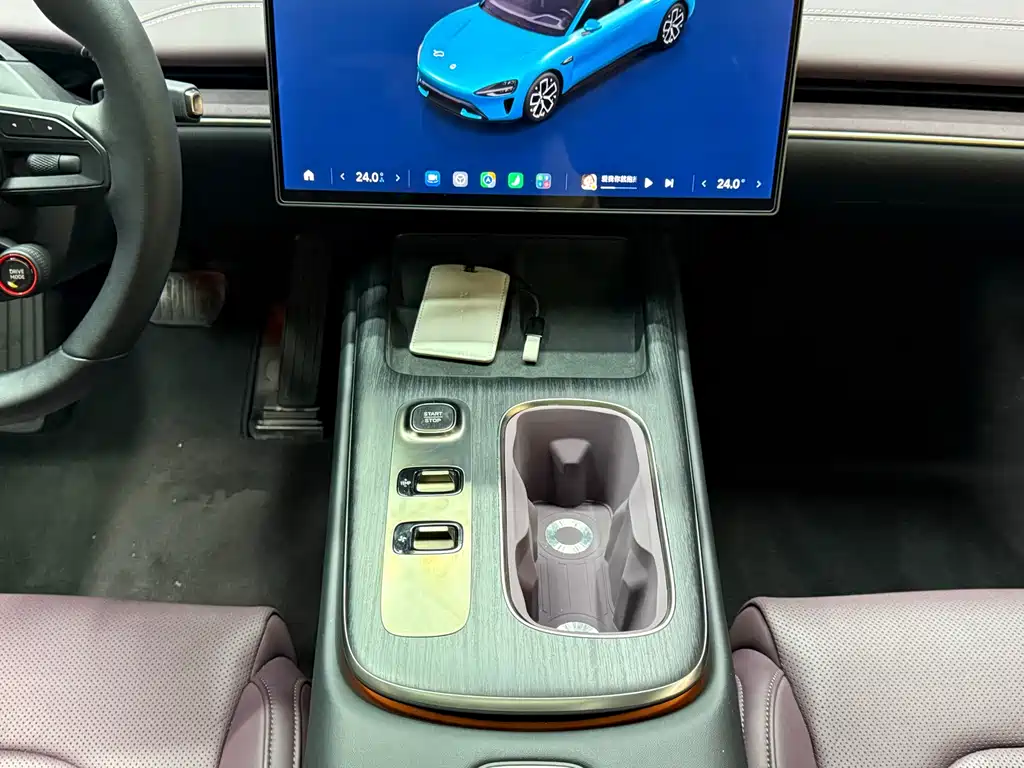 Xiaomi SU7 — миниатюра 14