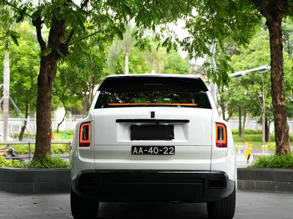 Rolls-Royce Cullinan 2022 Black Badge