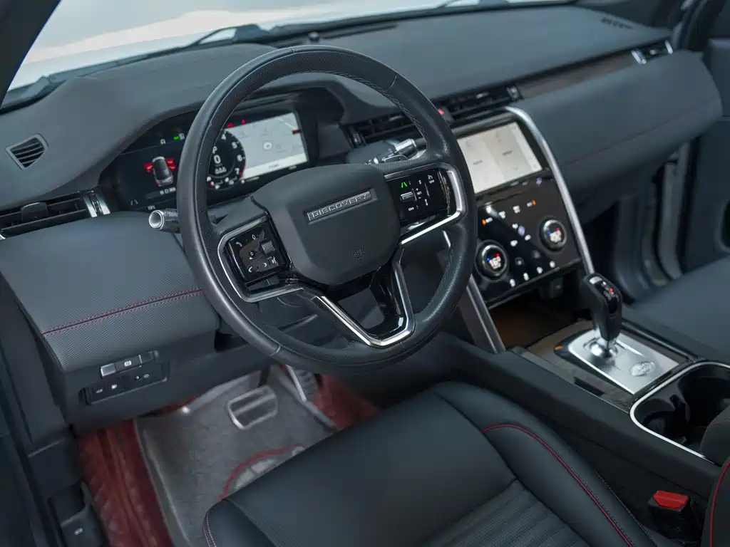 LAND ROVER DISCOVER NEW ENERGY SOURCES FOR SPORTS