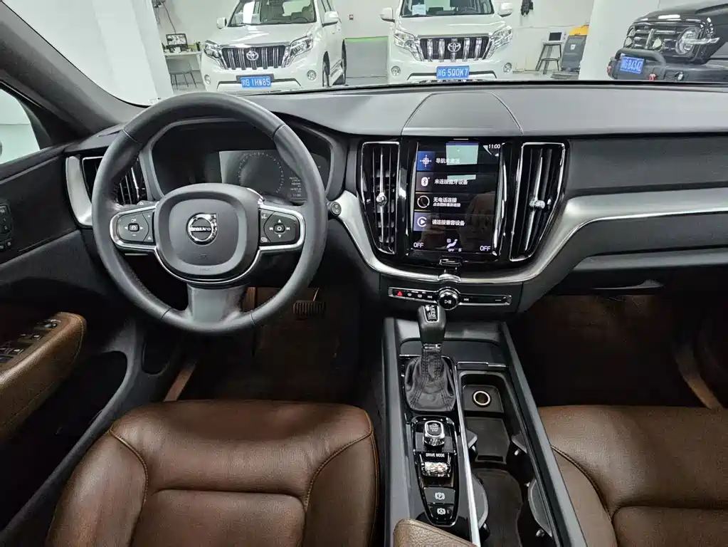 Volvo XC60 — миниатюра 17