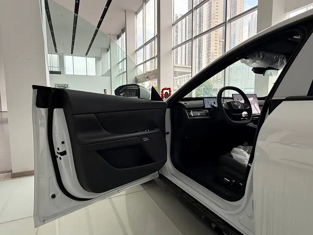 Dongfeng eπ007 2025 650Pro