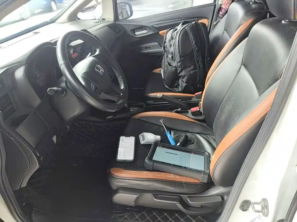 Honda Fit — миниатюра 15