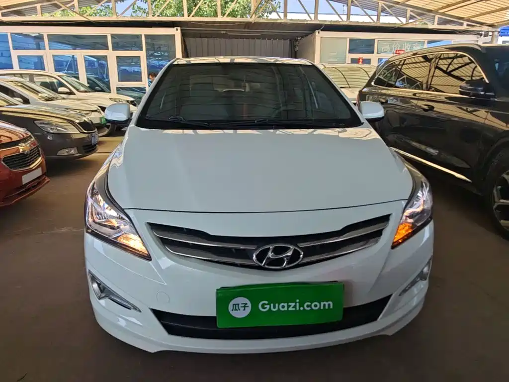 Hyundai Verna — миниатюра 3