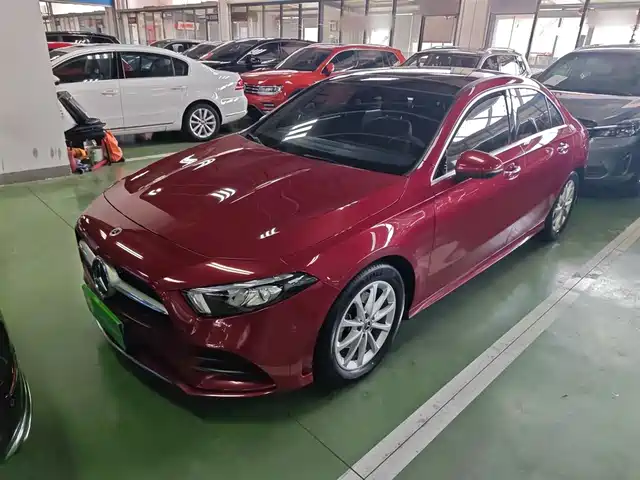 MERCEDES-BENZ A CLASS