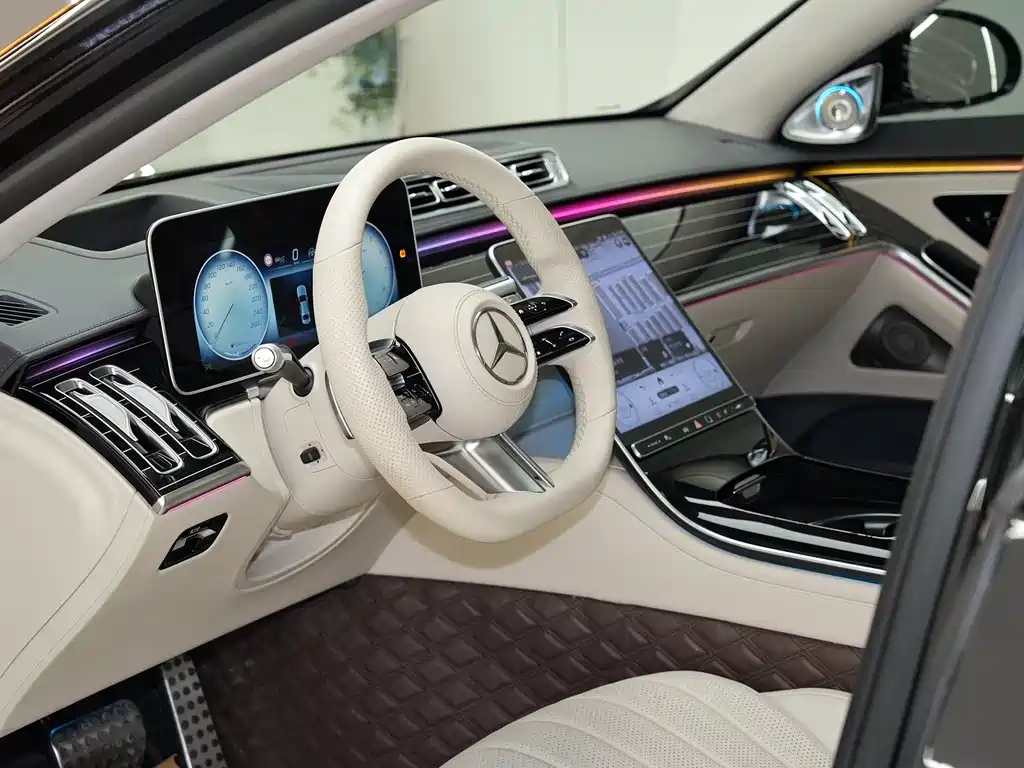 Mercedes-Benz S-Class — миниатюра 7
