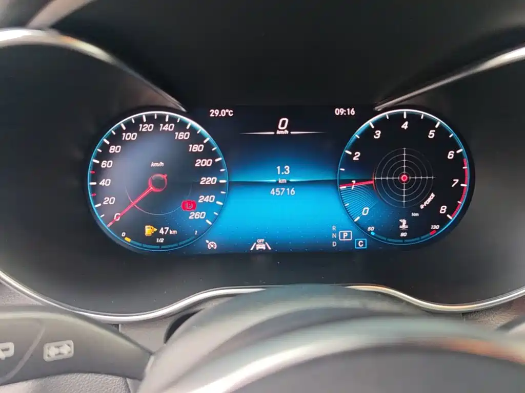 Mercedes-Benz GLC — миниатюра 12
