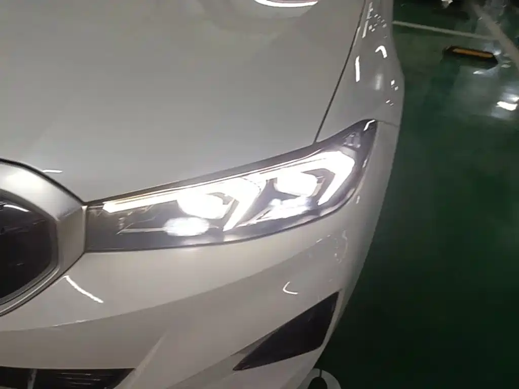 BMW i3 — миниатюра 24
