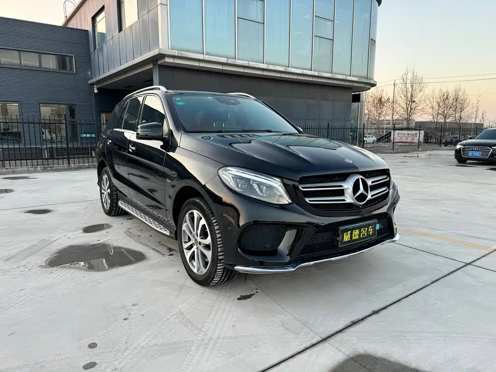 MERCEDES-BENZ GLE