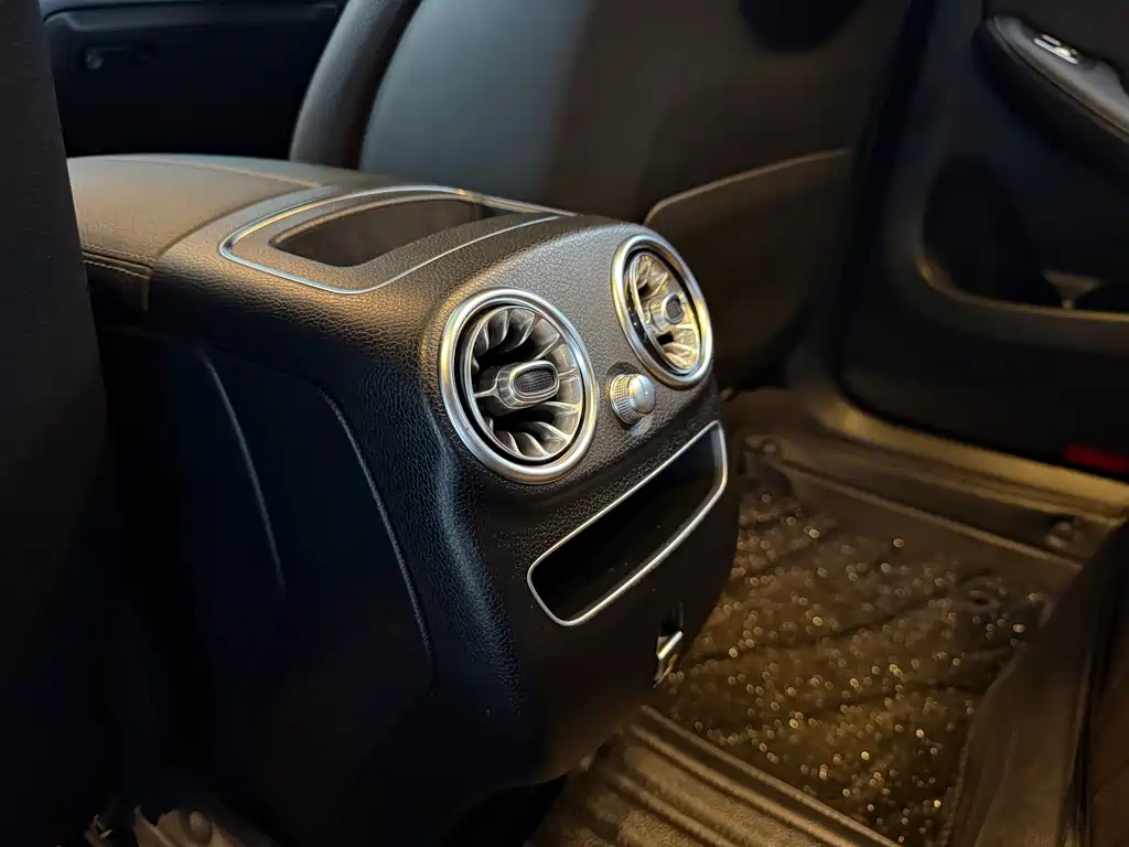 Mercedes-Benz GLC 2020 GLC 260 L 4MATIC Luxury