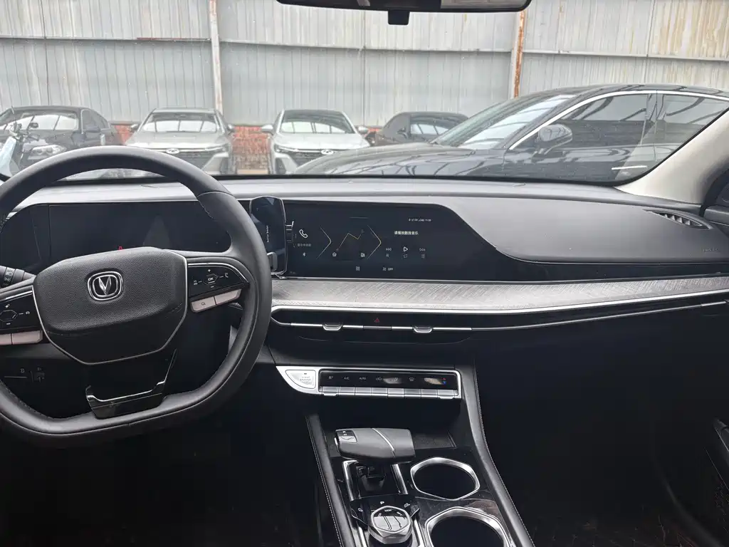 Changan Eado 2023 Enjoy PLUS NE 1.4T GDI DCT Luxury