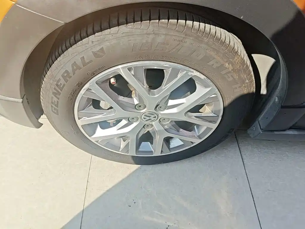 Volkswagen Polo — миниатюра 23