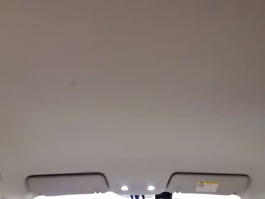 Leapmotor Leapmotor T03 — миниатюра 18