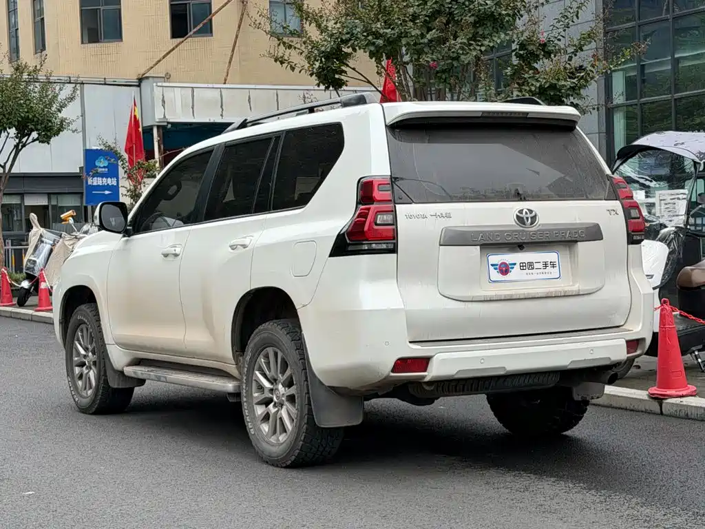 Toyota Prado — миниатюра 4