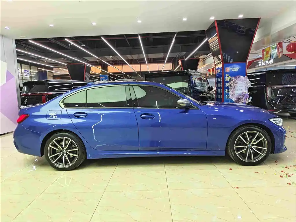 BMW 3 Series — миниатюра 13