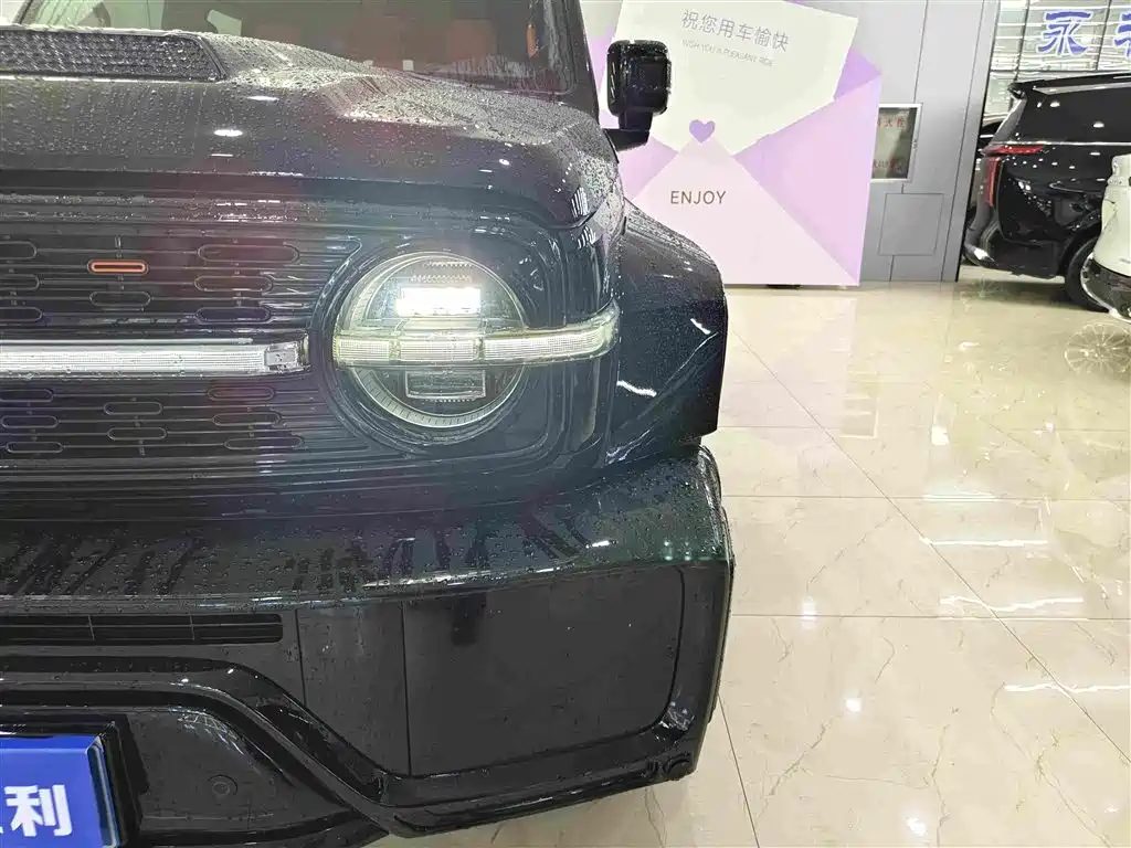 CYBERSPACE Tank 300 — миниатюра 11