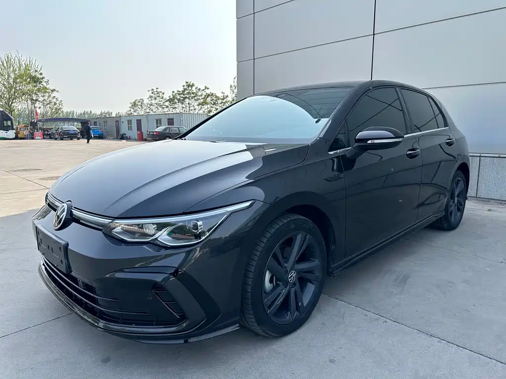 Volkswagen Golf 2022
