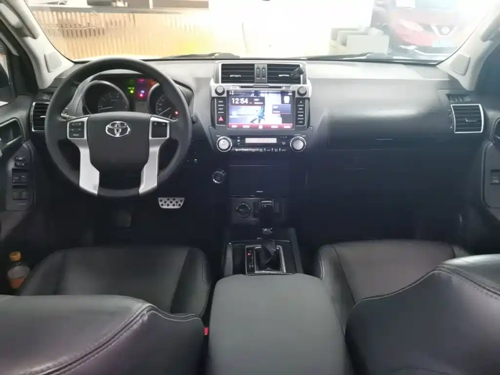Toyota Prado — миниатюра 10